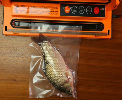 Il PE dei sacchetti dell'alimento del sigillatore di vuoto della guarnizione dell'OEM 3 ha strutturato le borse del sigillatore di vuoto