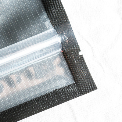 La chiusura sottovuoto nera strutturata della radura di plastica insacca 4 MIL Thickness